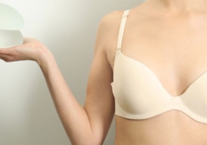 The Complete Guide to Breast Implant Scars and How to Minimise Them